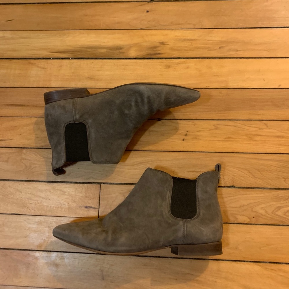 Madewell Chelsea boots